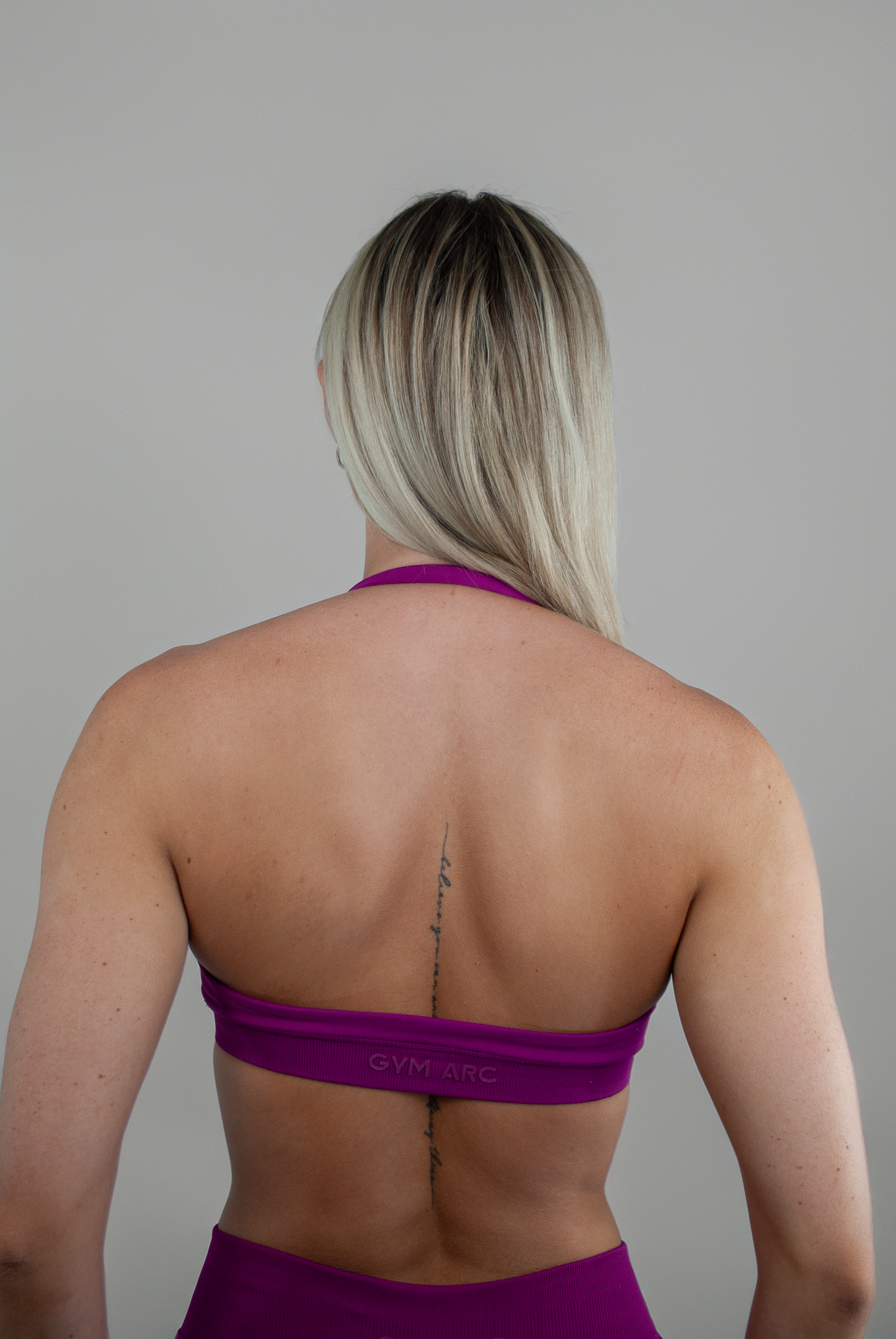 V NECK SPORTS BRA