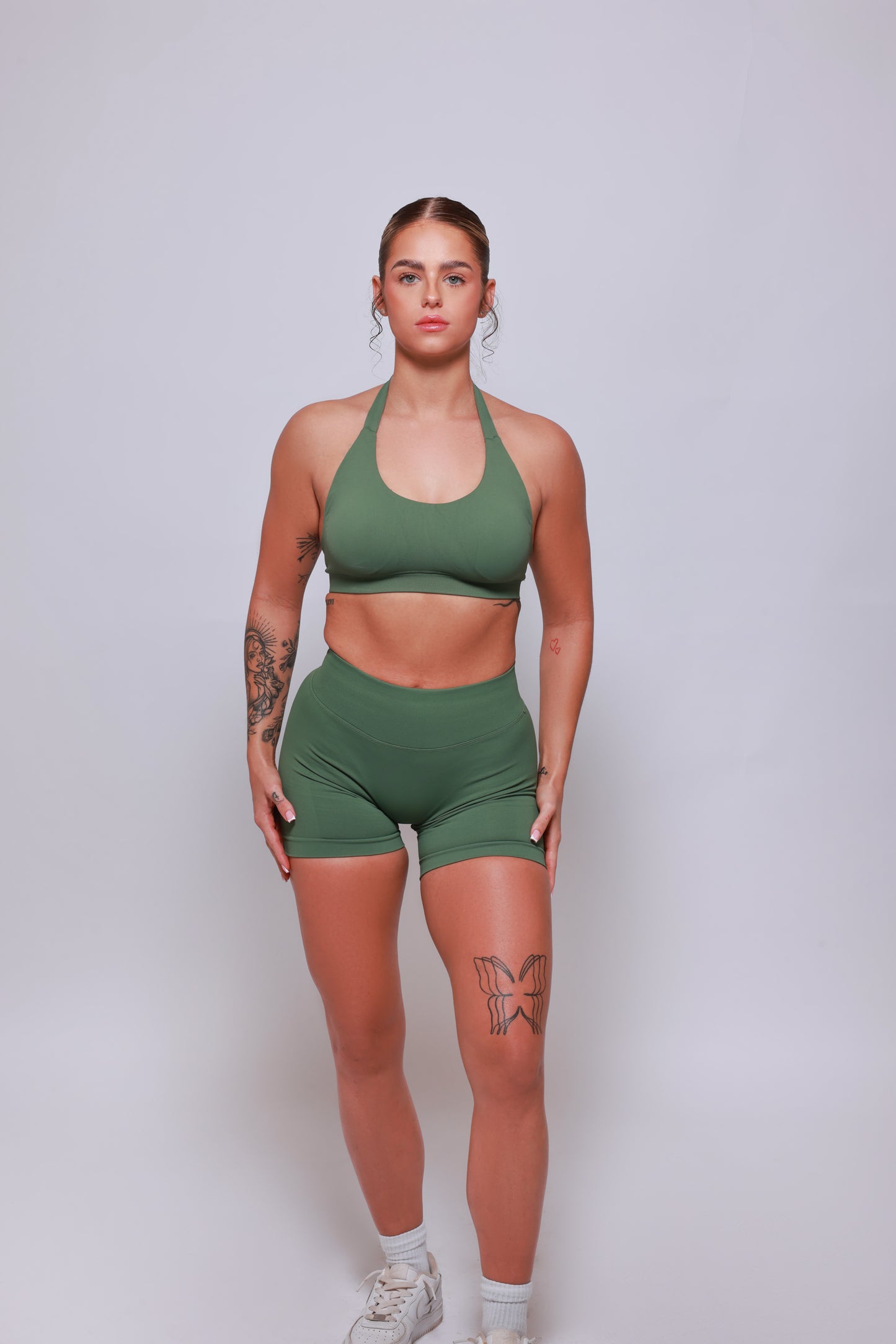 SEAMLESS SHORTS