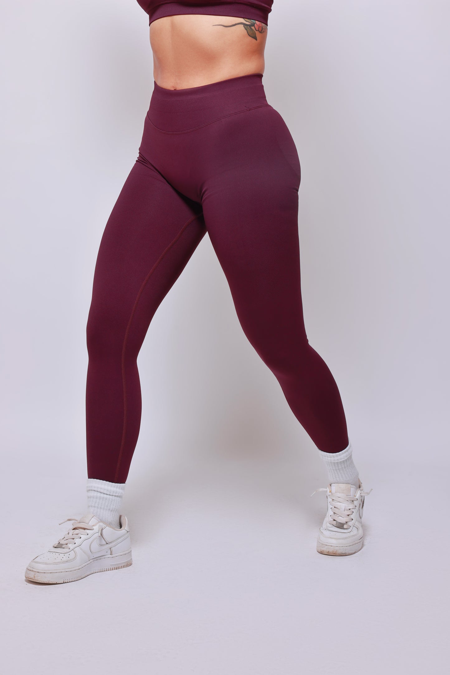SEAMLESS LEGGINGS
