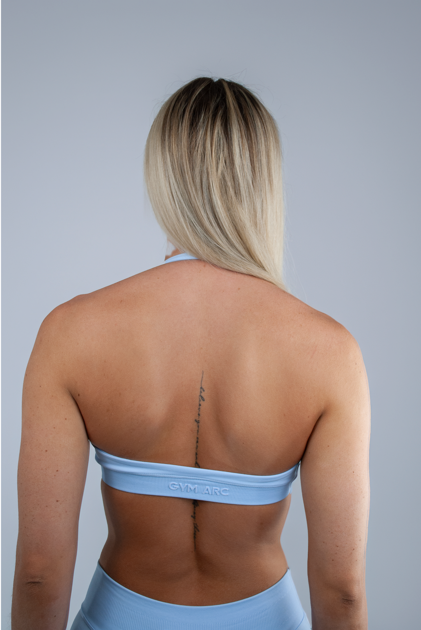 V NECK SPORTS BRA